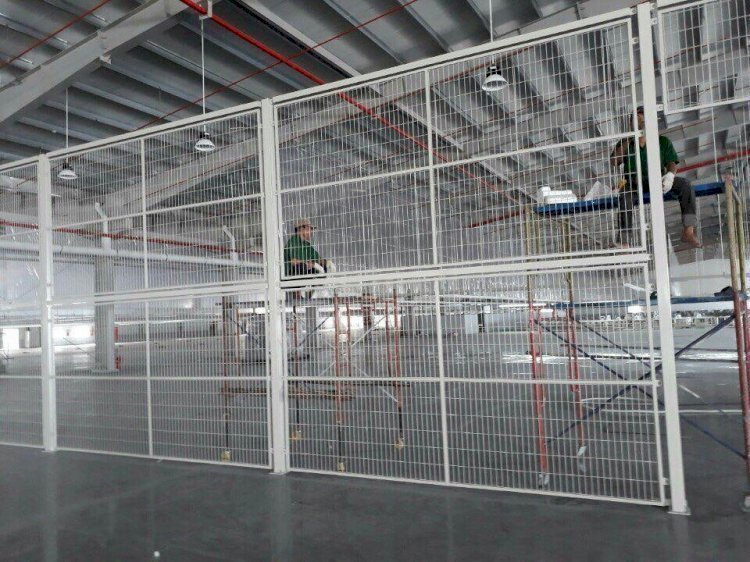 Thi công hàng rào dây thép, thi công hàng rào lưới tại Hà Nội