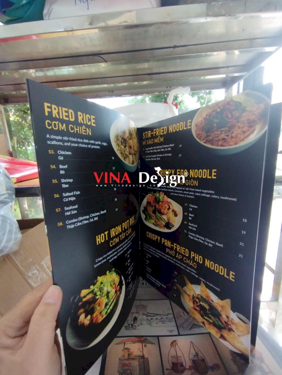 Thiết kế in ấn menu theo yêu cầu, menu nhà hàng dạng cuốn catalogue, in giấy Couche đóng ghim giữa - VINADESIGN