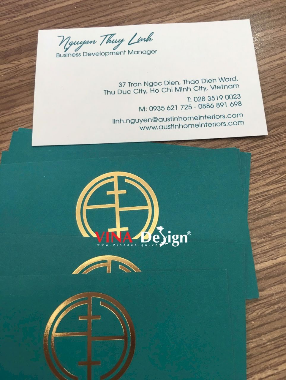 In name card ép kim logo công ty theo yêu cầu - VINADESIGN