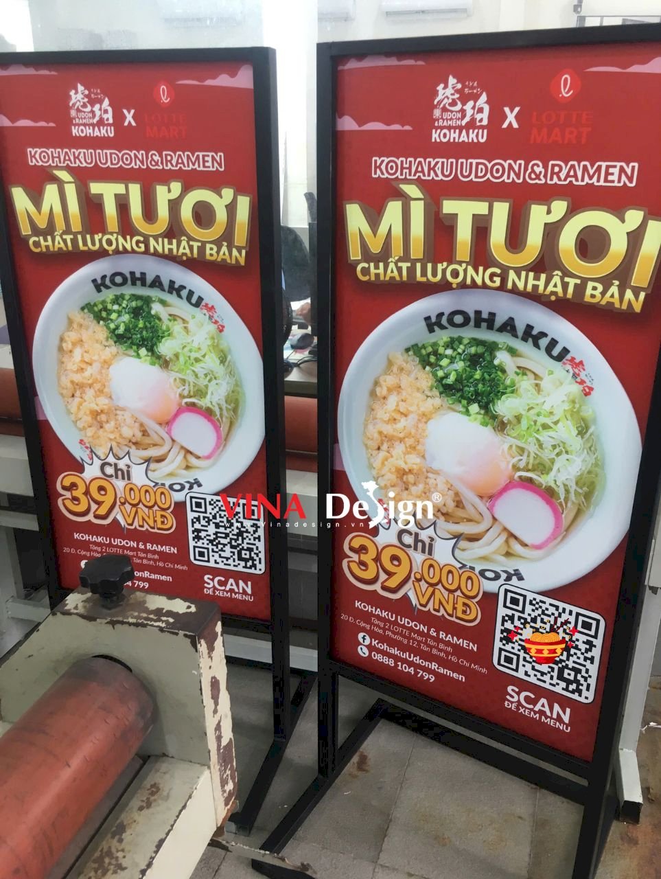 Standee khung sắt 2 mặt quảng cáo quán mì Ramen Udon Nhật Bản - VINADESIGN