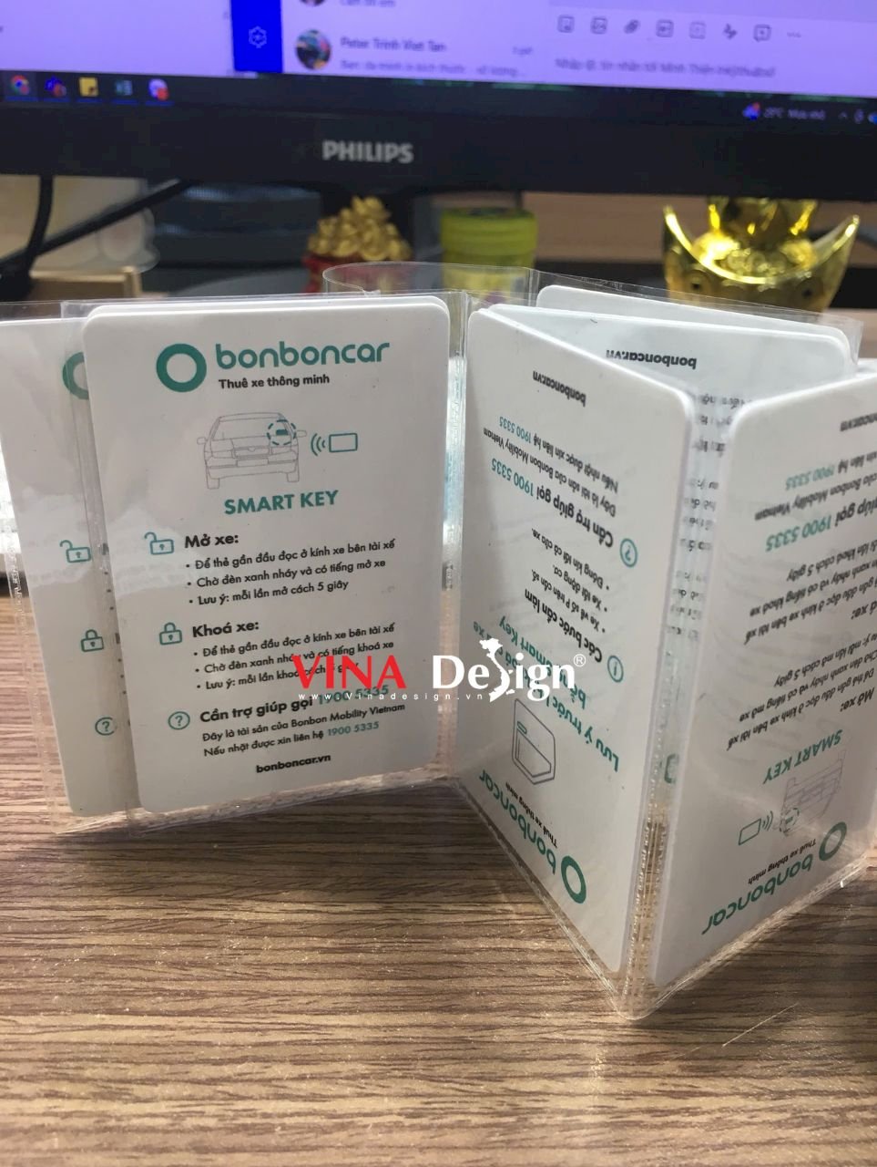 In tem nhãn PP keo dán lên thẻ từ khách hàng mang đến - VINADESIGN