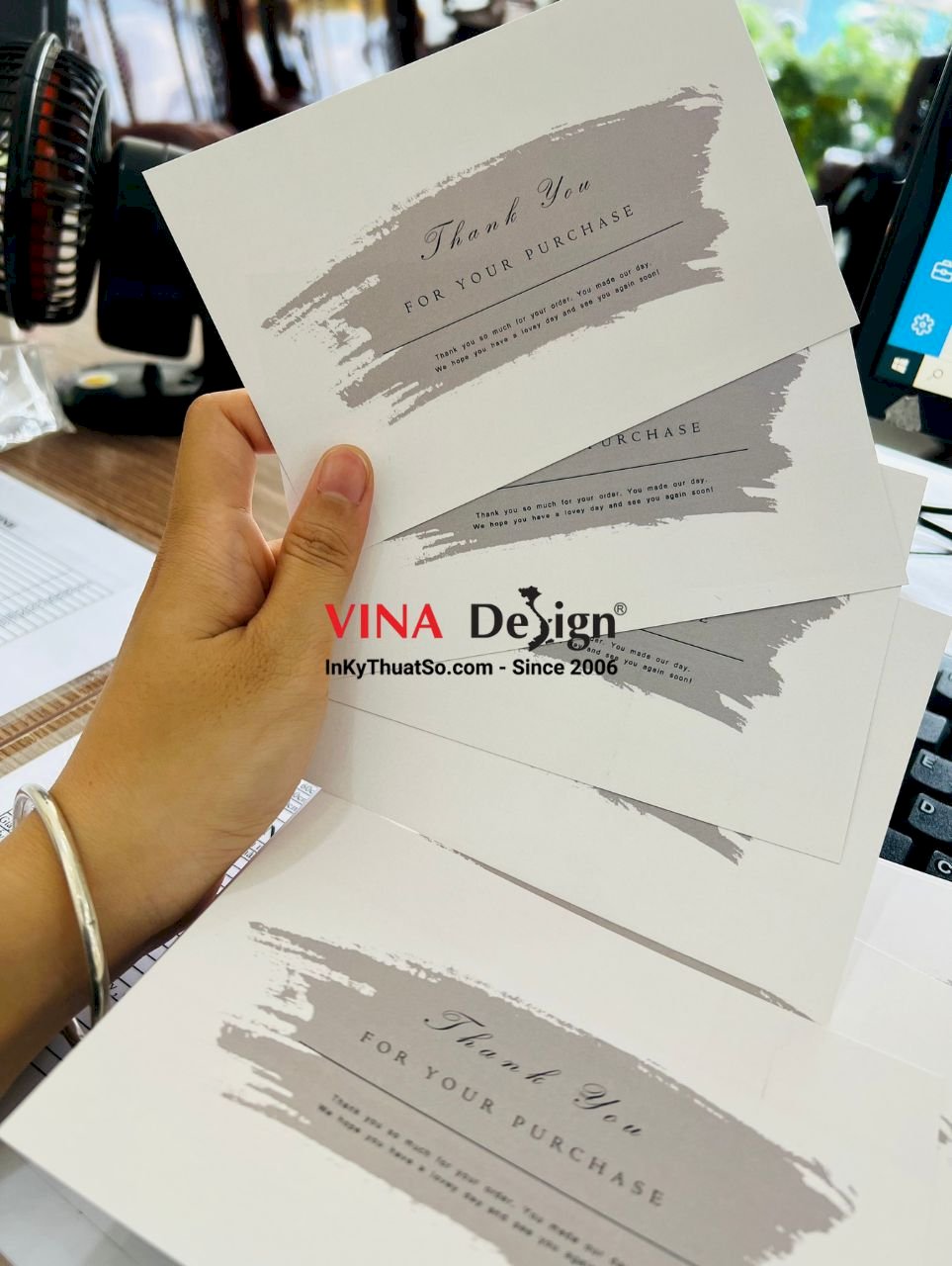 In card cảm ơn khách hàng, thank you card in tiếng Anh - VINADESIGN