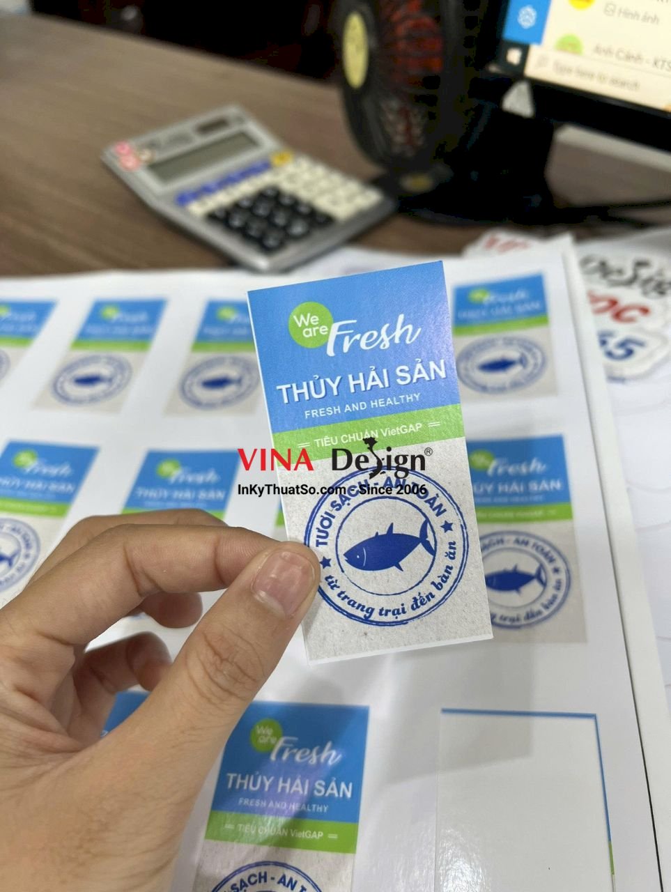 In Decal 2 mặt nhãn dán tủ đông bảo quản thủy hải sản - VINADESIGN
