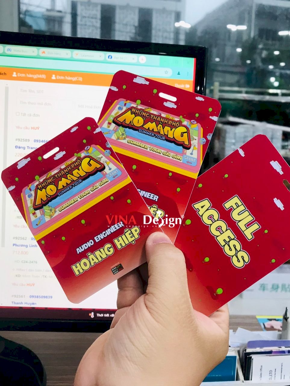 In thẻ nhựa số lượng ít, in thẻ ban tổ chức sự kiện đại nhạc hội mùa hè - VINADESIGN