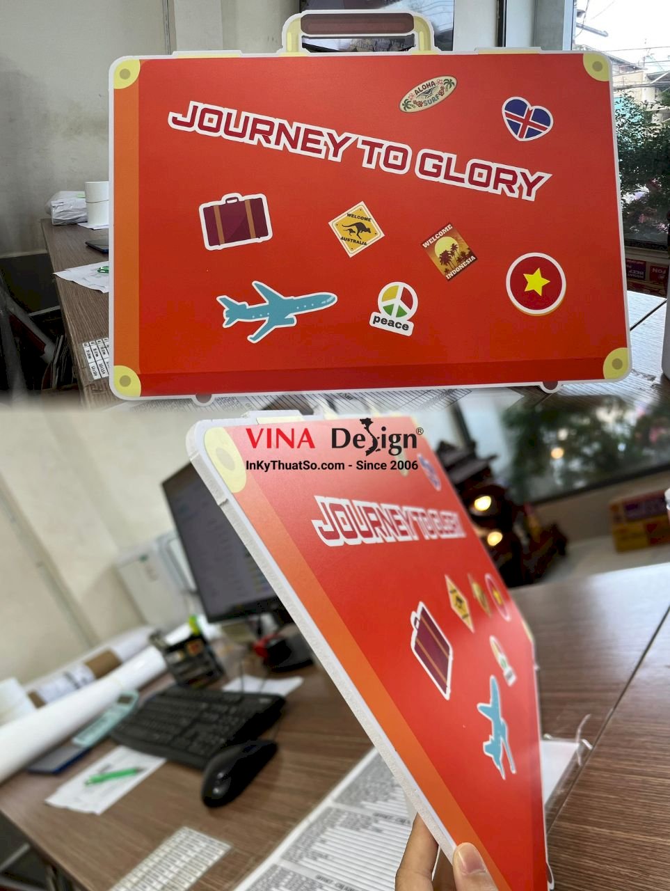 In standee formex để bàn mô hình chiếc vali xách tay - VINADESIGN