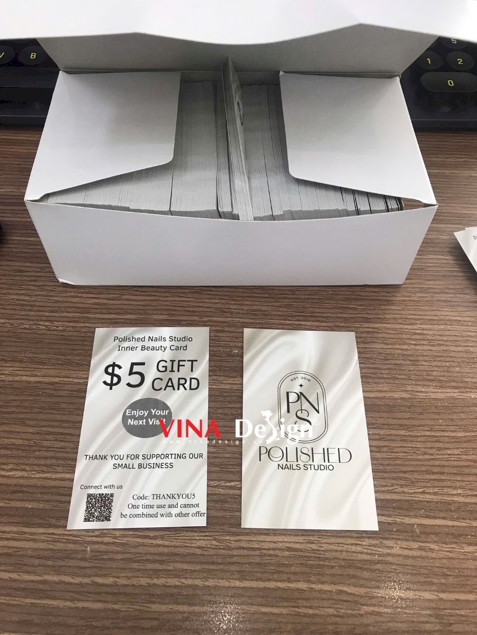 In thẻ quà tặng, Gift card dịch vụ cho Nails Spa, Nails Studio, in Offset số lượng nhiều giá rẻ - VINADESIGN