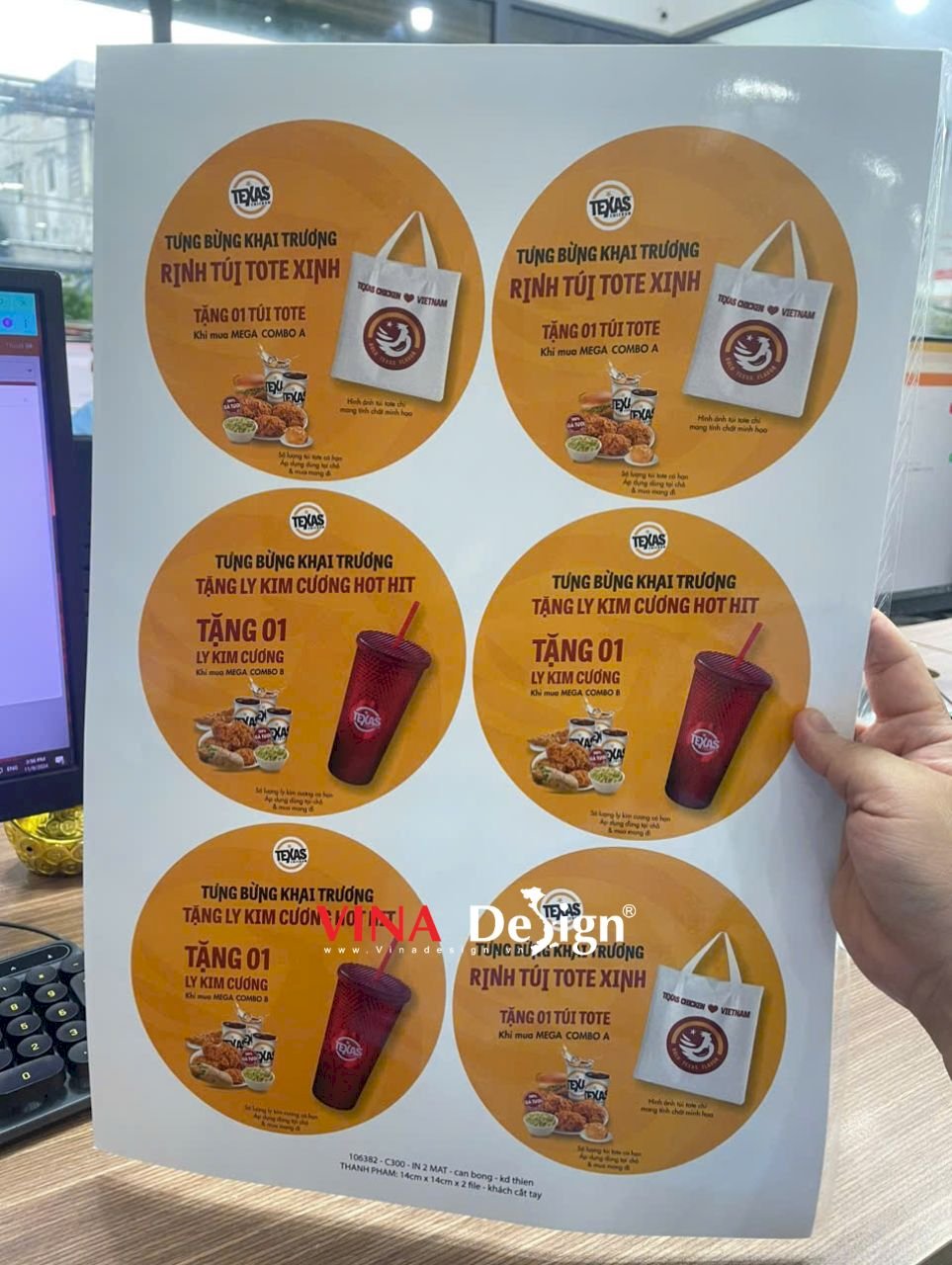 In tờ quảng cáo hình tròn đường kính 14cm kẹp wobbler để bàn - VINADESIGN