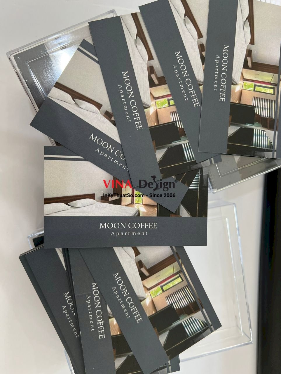 Dịch vụ in name card gấp, in nhanh name card lấy trong ngày cho shop, cửa hàng, công ty - VINADESIGN