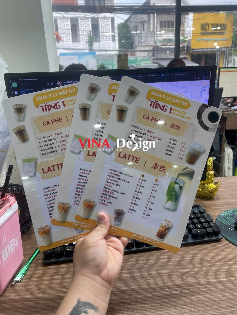 In menu nhựa khổ A4, tấm menu cầm tay, để bàn chống thấm nước - VINADESIGN